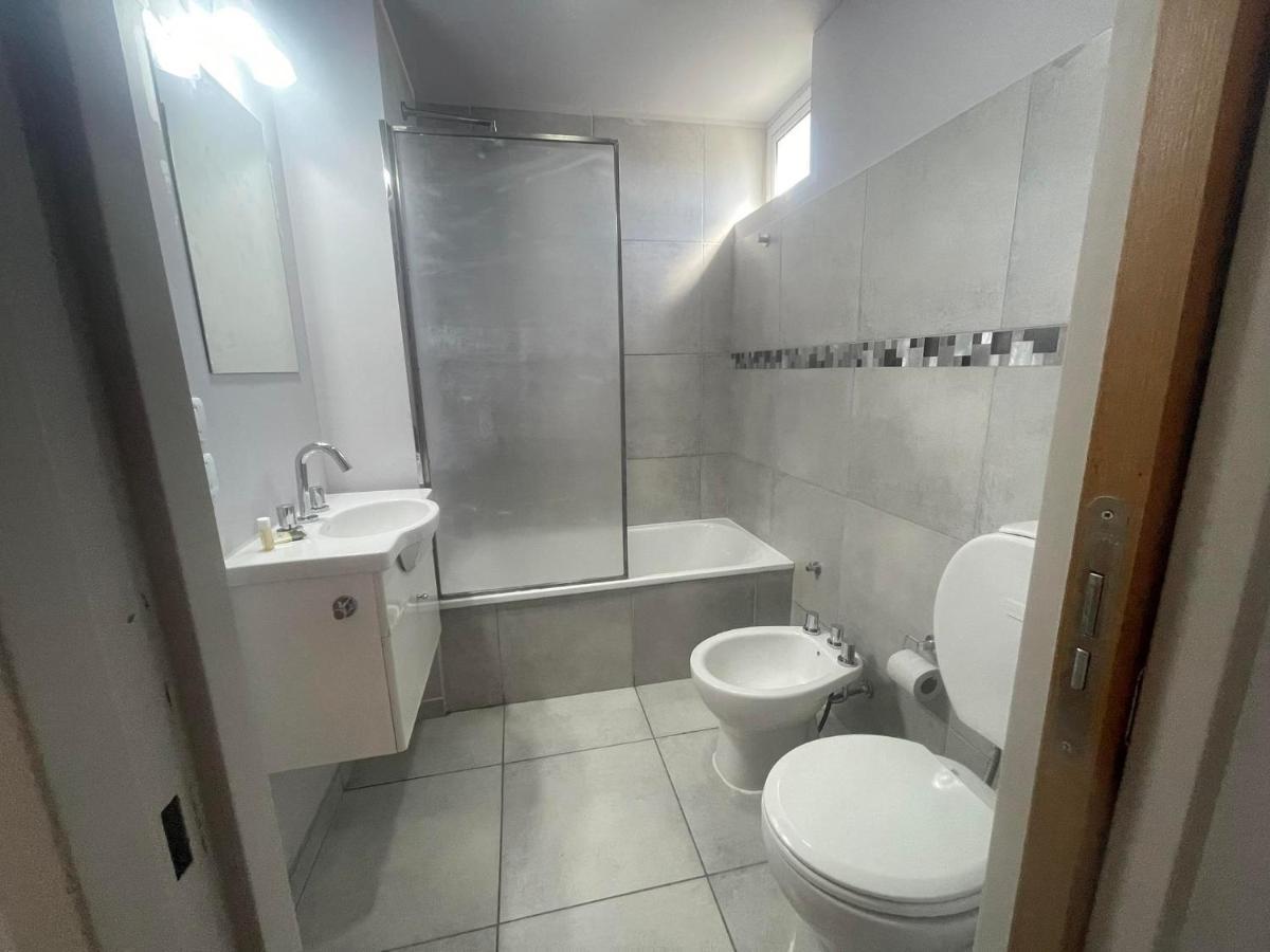 Departamento Por Dia Para 4 Personas Con Cochera Cubierta En Bahía Blanca المظهر الخارجي الصورة